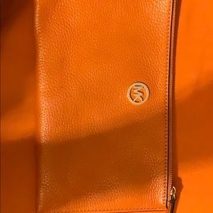 Micheal kors wristlet